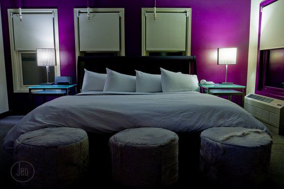 The Jet Hotel Denver Room photo